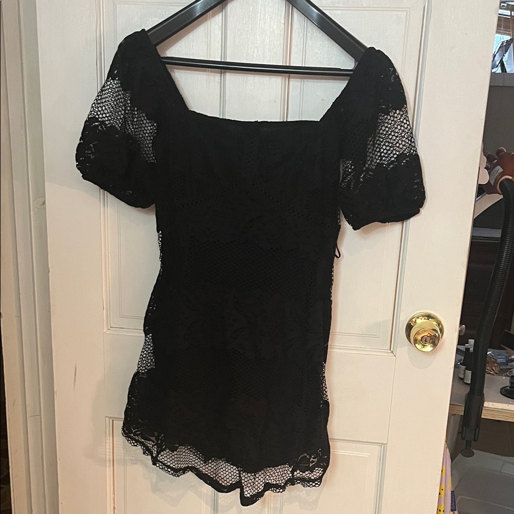 Free People Black Lace Dress. New never worn, size XS.